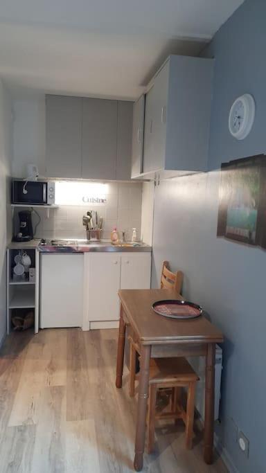 Studio Calme Pour 4 Pers. Vue Exceptionnelle Bagnères-de-Luchon Esterno foto